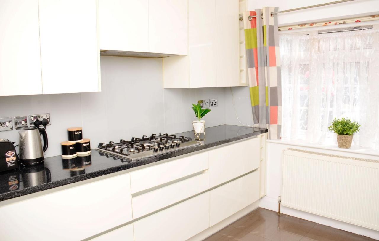 29Ew Dreams Unlimited Serviced Accommodation- Staines - Heathrow Stanwell Extérieur photo